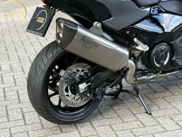 yamaha - tmax-tech-max-560