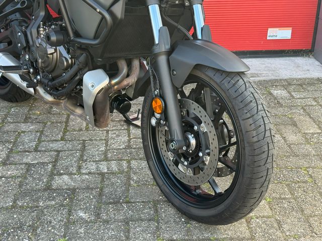 yamaha - tracer-7