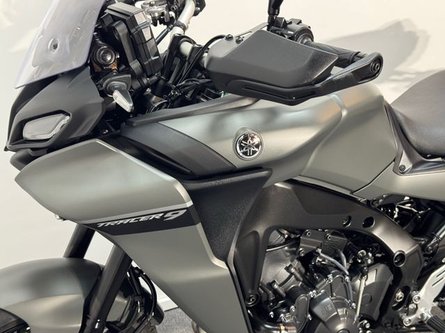 yamaha - tracer-9