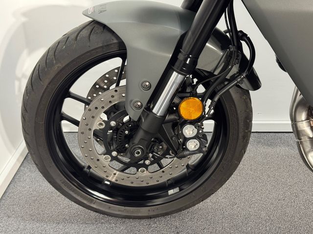 yamaha - tracer-9