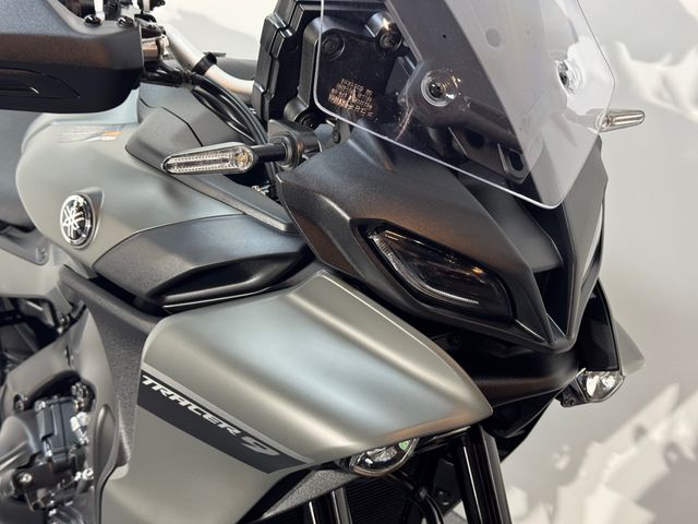 yamaha - tracer-9