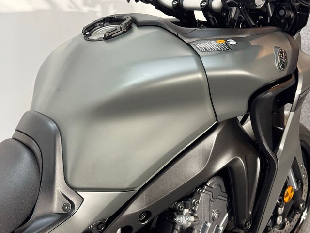 yamaha - tracer-9