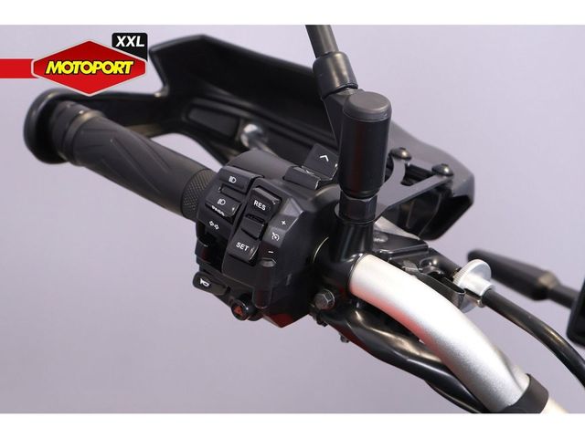 yamaha - tracer-9