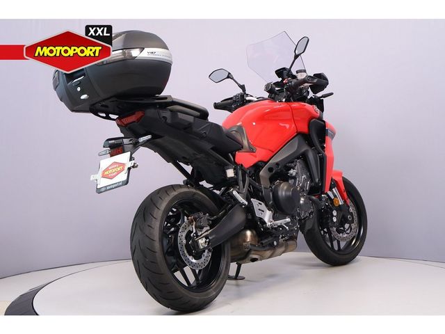 yamaha - tracer-9