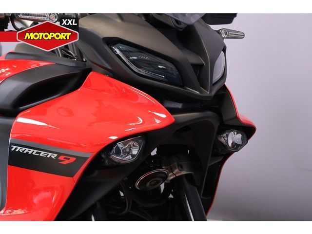 yamaha - tracer-9