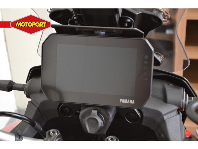 yamaha - tracer-9