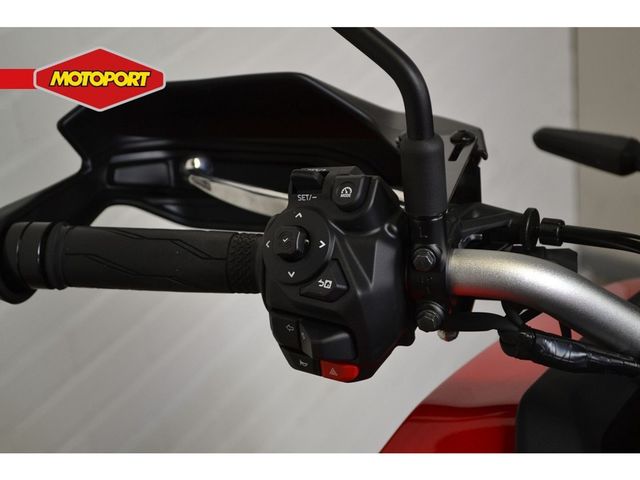yamaha - tracer-9