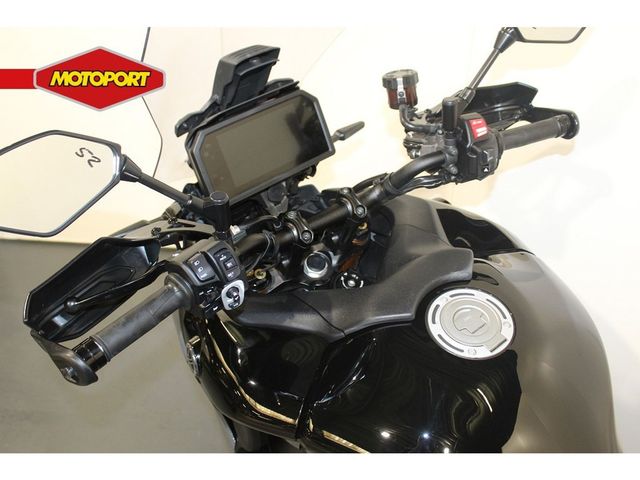 yamaha - tracer-9-gt--