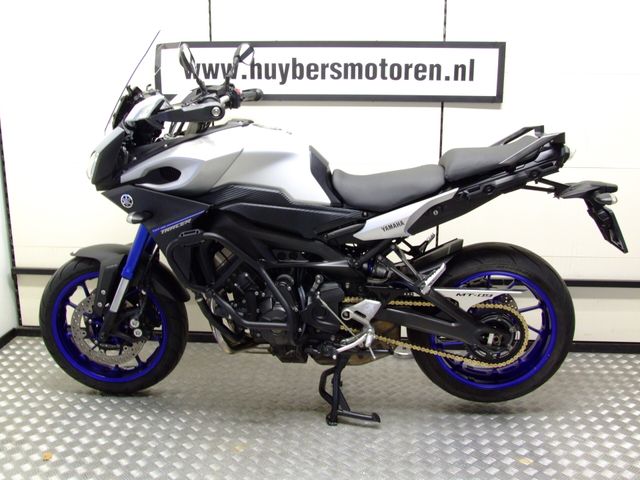 yamaha - tracer-900-abs