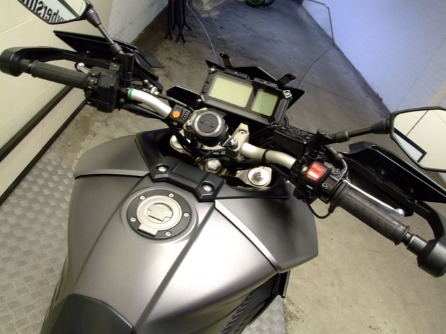 yamaha - tracer-900-abs