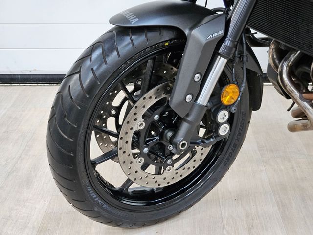 yamaha - tracer-900-abs