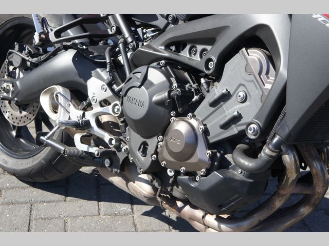 yamaha - tracer-900-abs