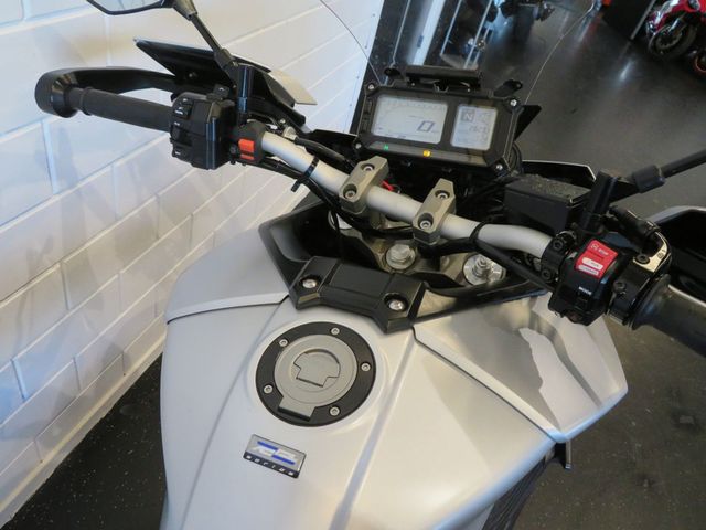 yamaha - tracer-900-abs