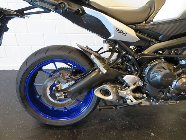 yamaha - tracer-900-abs