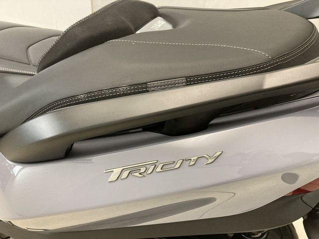 yamaha - tricity-300