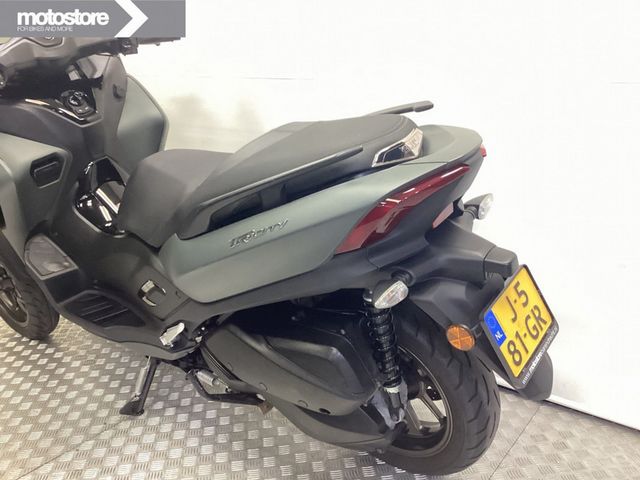 yamaha - tricity-300