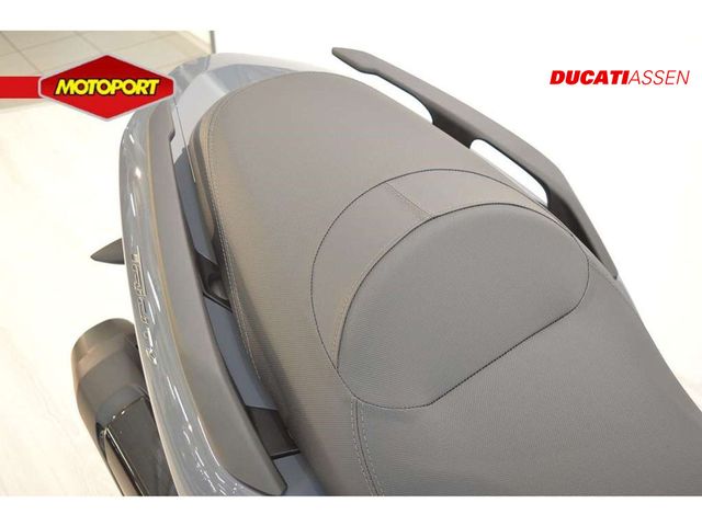 yamaha - tricity-300