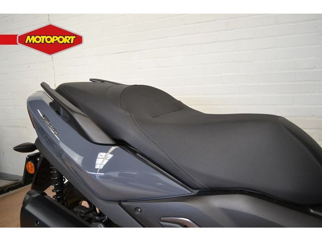 yamaha - tricity-300