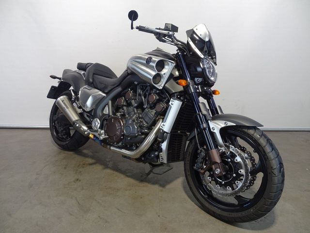 yamaha - vmx-1200-v-max