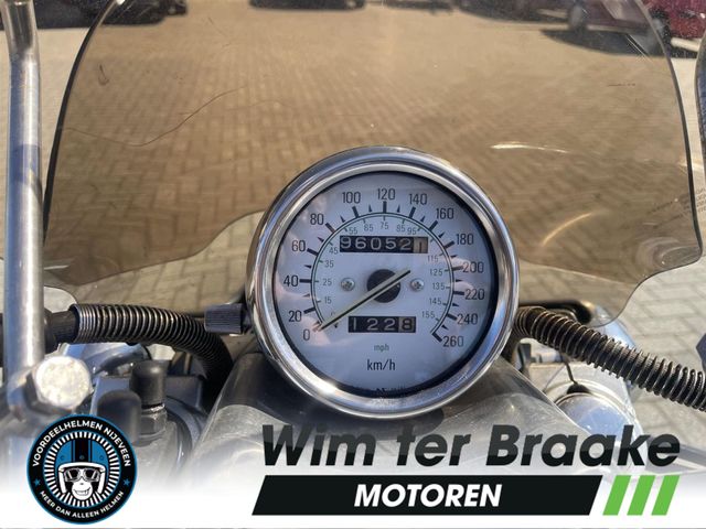 yamaha - vmx-1200-v-max