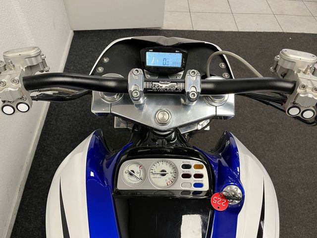 yamaha - vmx-1200-v-max