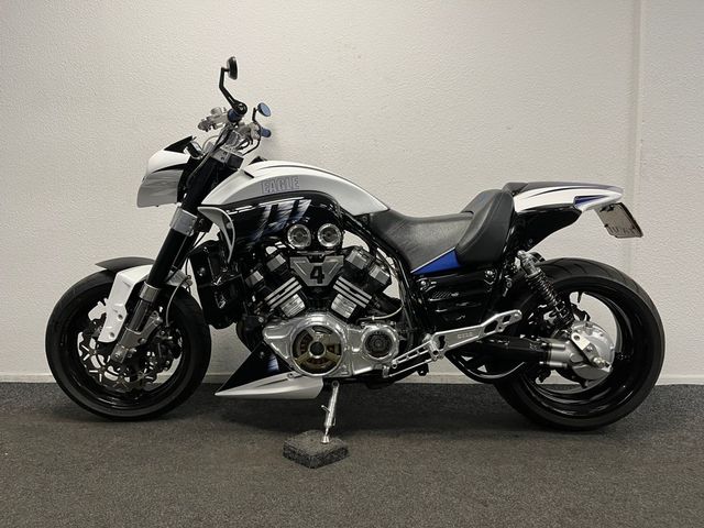 yamaha - vmx-1200-v-max