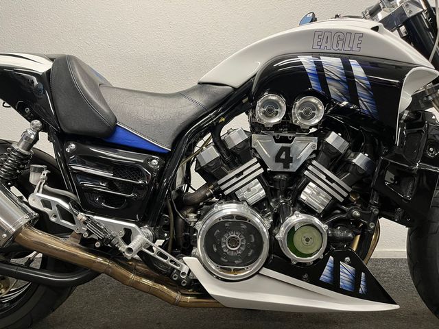 yamaha - vmx-1200-v-max