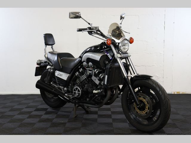 yamaha - vmx-1200-v-max