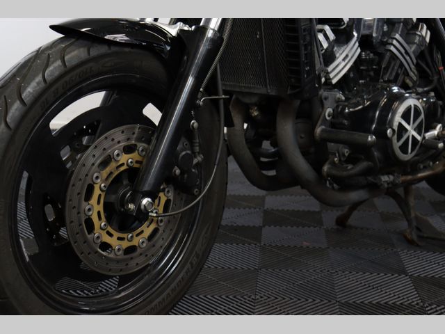 yamaha - vmx-1200-v-max