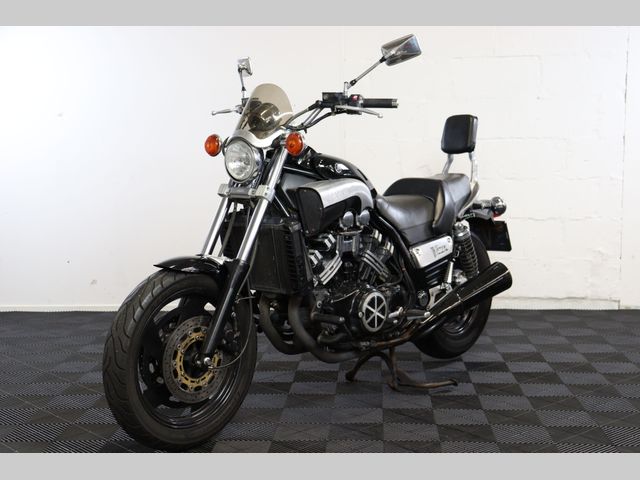 yamaha - vmx-1200-v-max