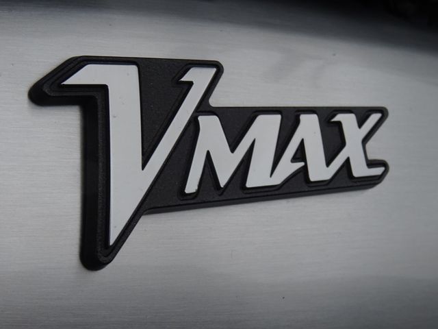 yamaha - vmx-1700