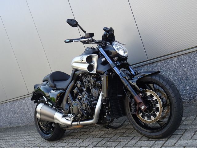 yamaha - vmx-1700