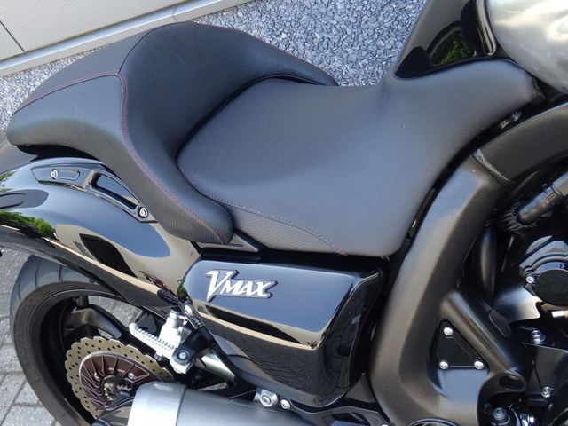 yamaha - vmx-1700