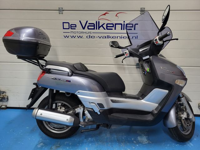 yamaha - vp-300-versity