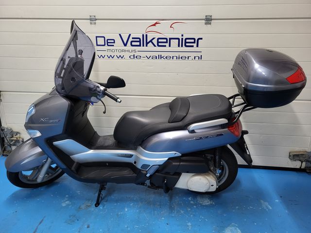 yamaha - vp-300-versity