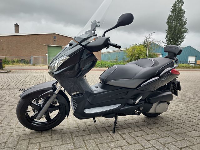 yamaha - x-max-250