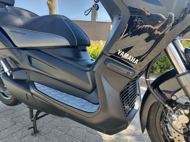 yamaha - x-max-250