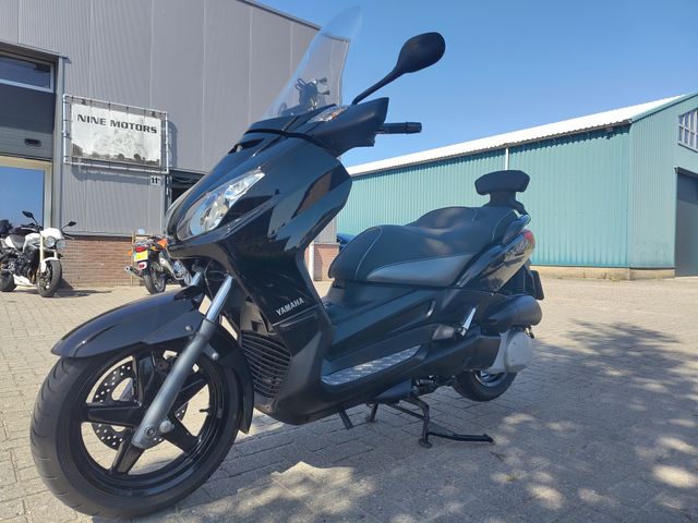 yamaha - x-max-250