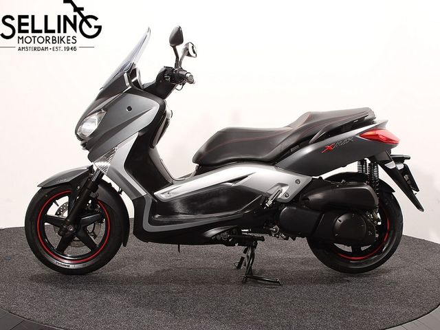 yamaha - x-max-250