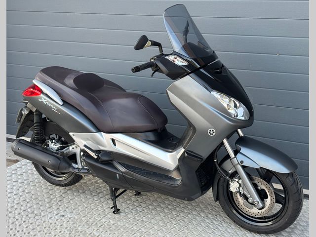 yamaha - x-max-250
