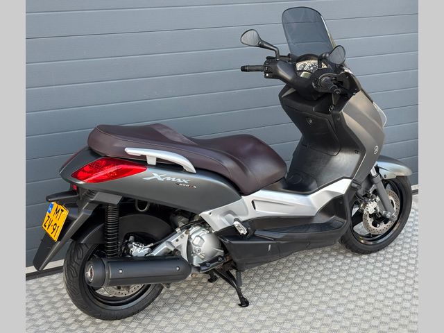 yamaha - x-max-250
