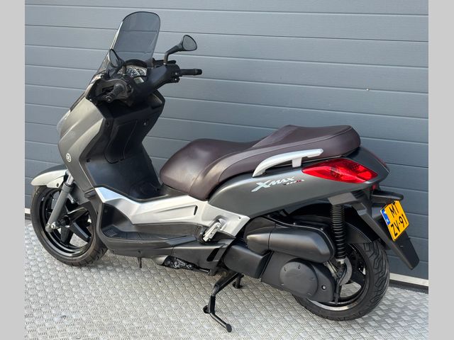 yamaha - x-max-250