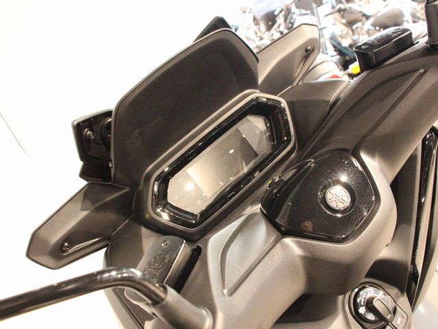 yamaha - x-max-300