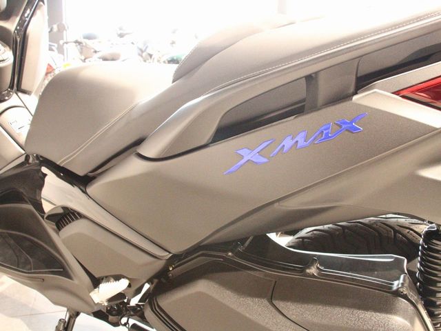 yamaha - x-max-300