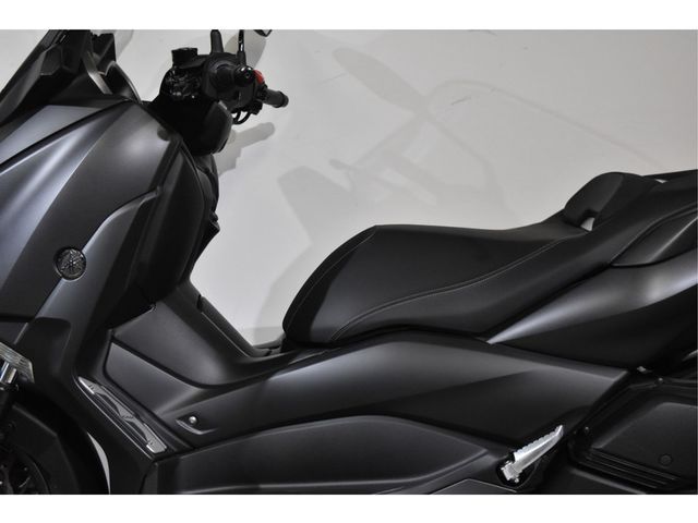 yamaha - x-max-300