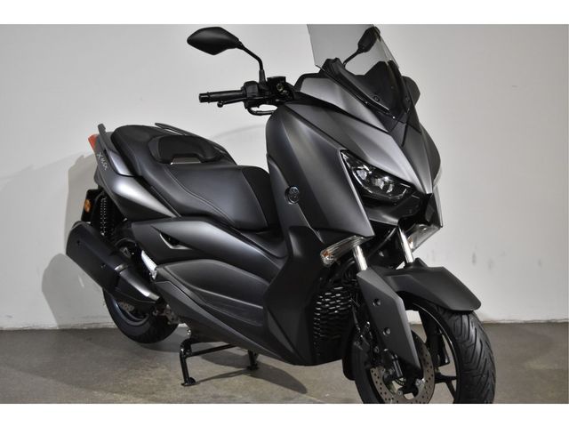 yamaha - x-max-300