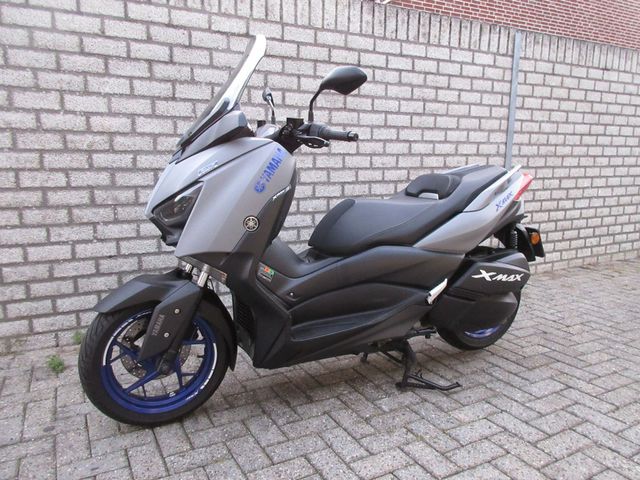 yamaha - x-max-300-abs