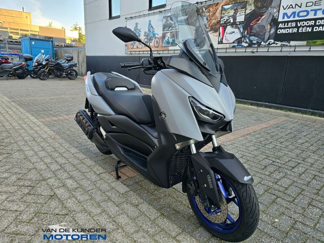 yamaha - x-max-300-abs