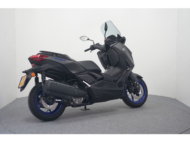 yamaha - x-max-300-abs