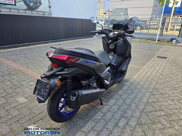 yamaha - x-max-300-abs